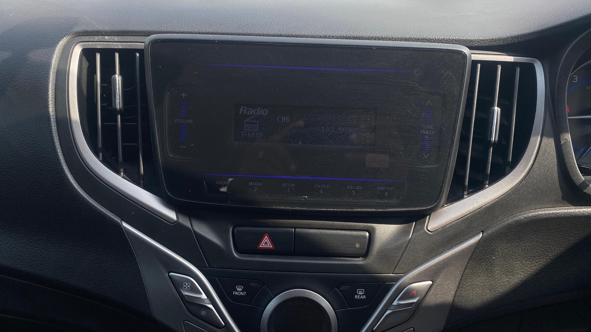 View 2020 Maruti Suzuki 1000 Base Variant Image 17 Used 2020 Maruti Suzuki 1000 Base Variant Image 17