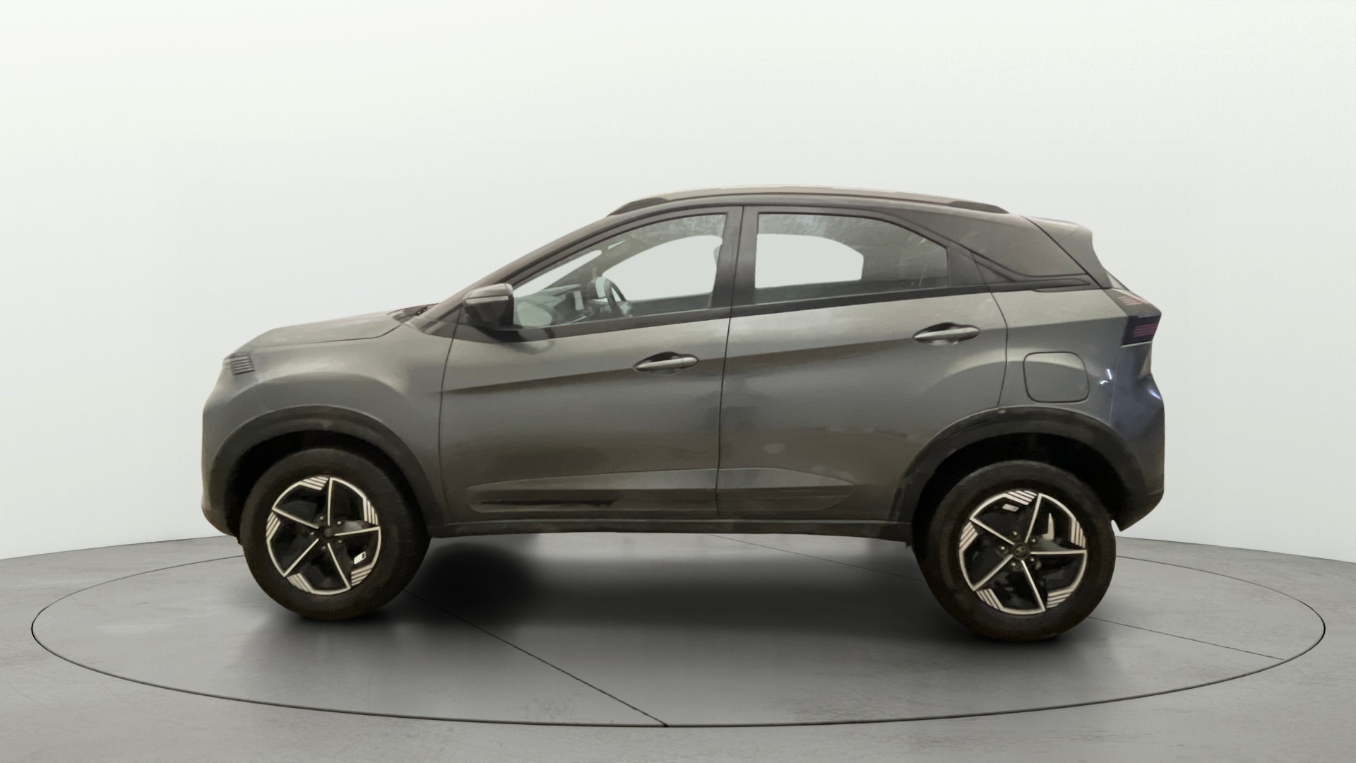View 2023 Tata Nexon Revotron XE Image 26 Used 2023 Tata Nexon Revotron XE Image 26