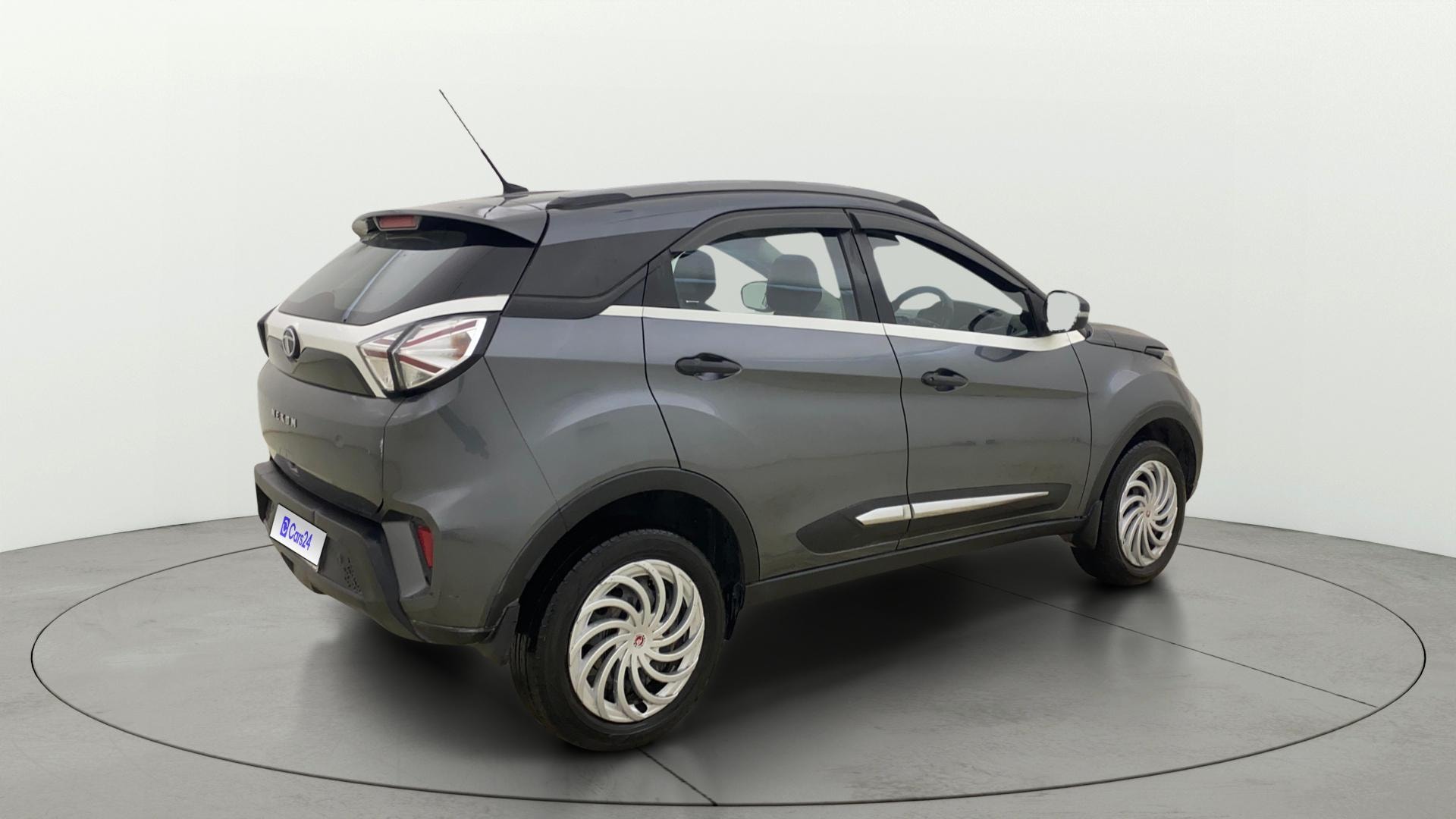 View 2022 Tata Nexon Revotron XE Image 42 Used 2022 Tata Nexon Revotron XE Image 42