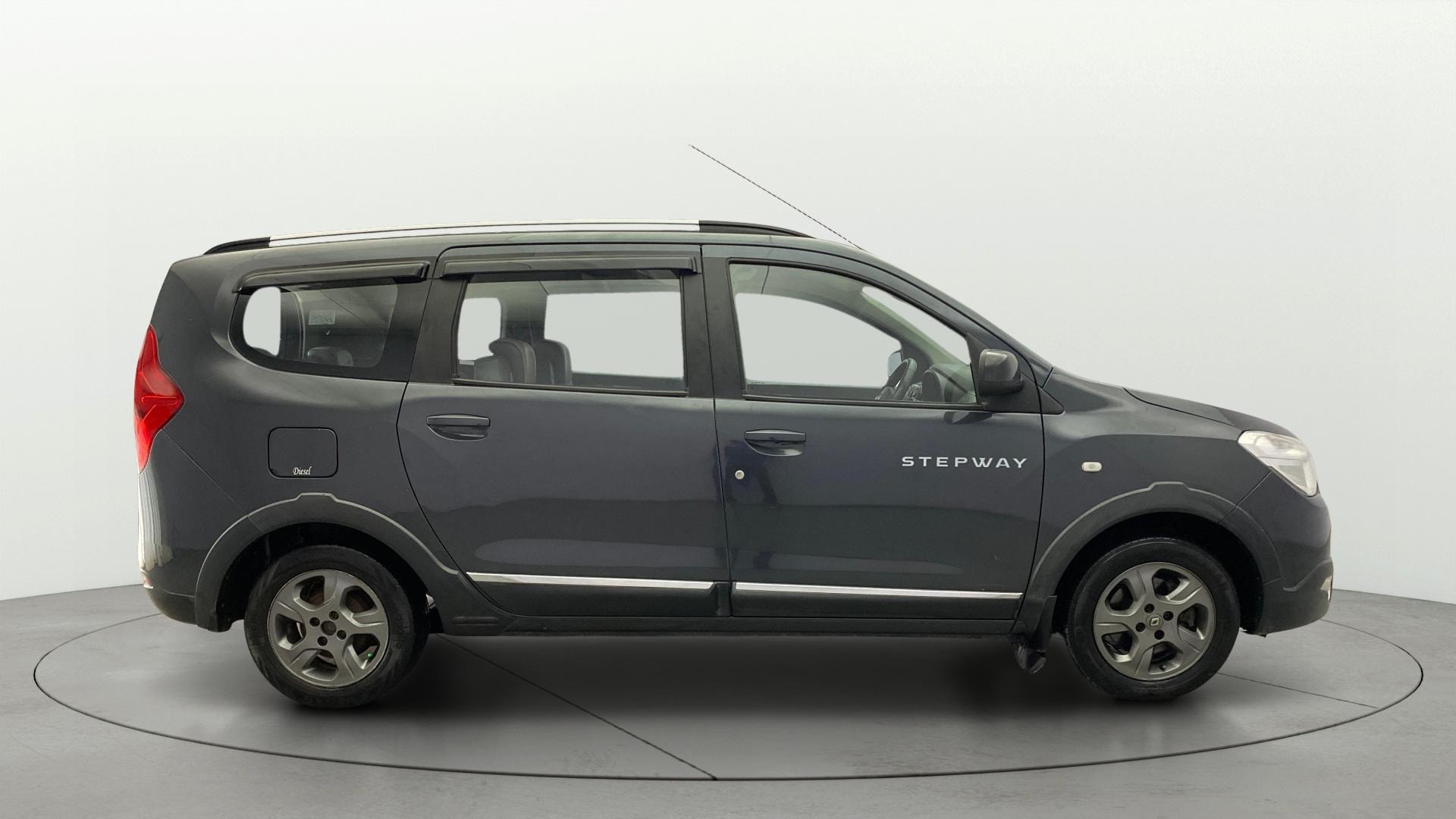 Used 2016 Renault Lodgy Used 2016 Renault Lodgy
