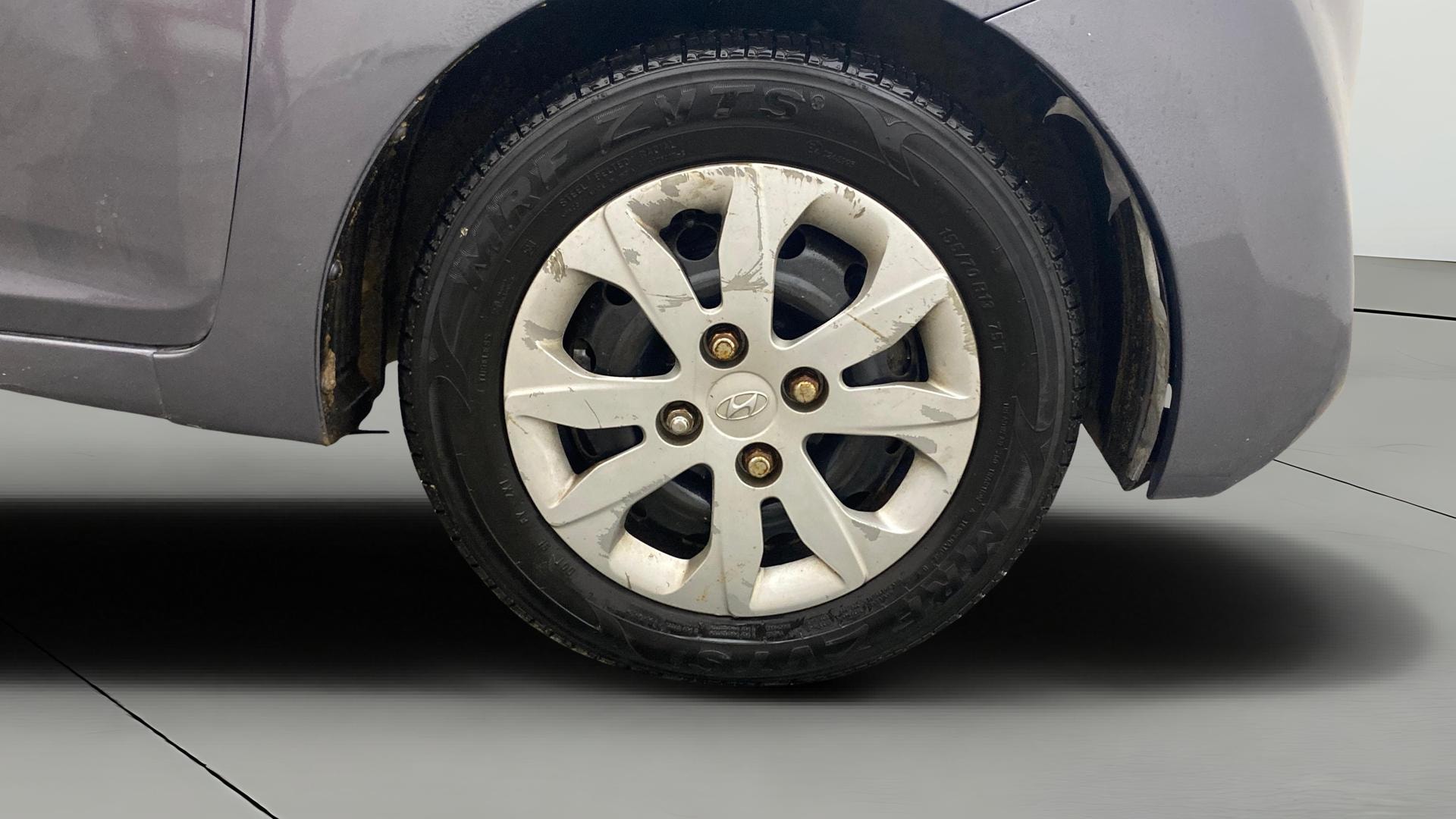 View 2018 Hyundai EON Sportz Image 39 Used 2018 Hyundai EON Sportz Image 39