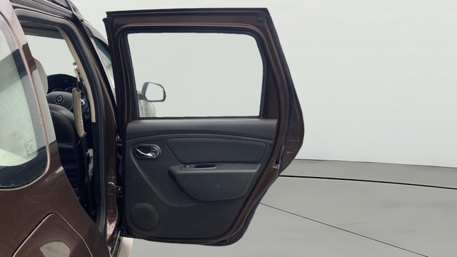 View Renault Duster Image 8 Used Renault Duster Image 8