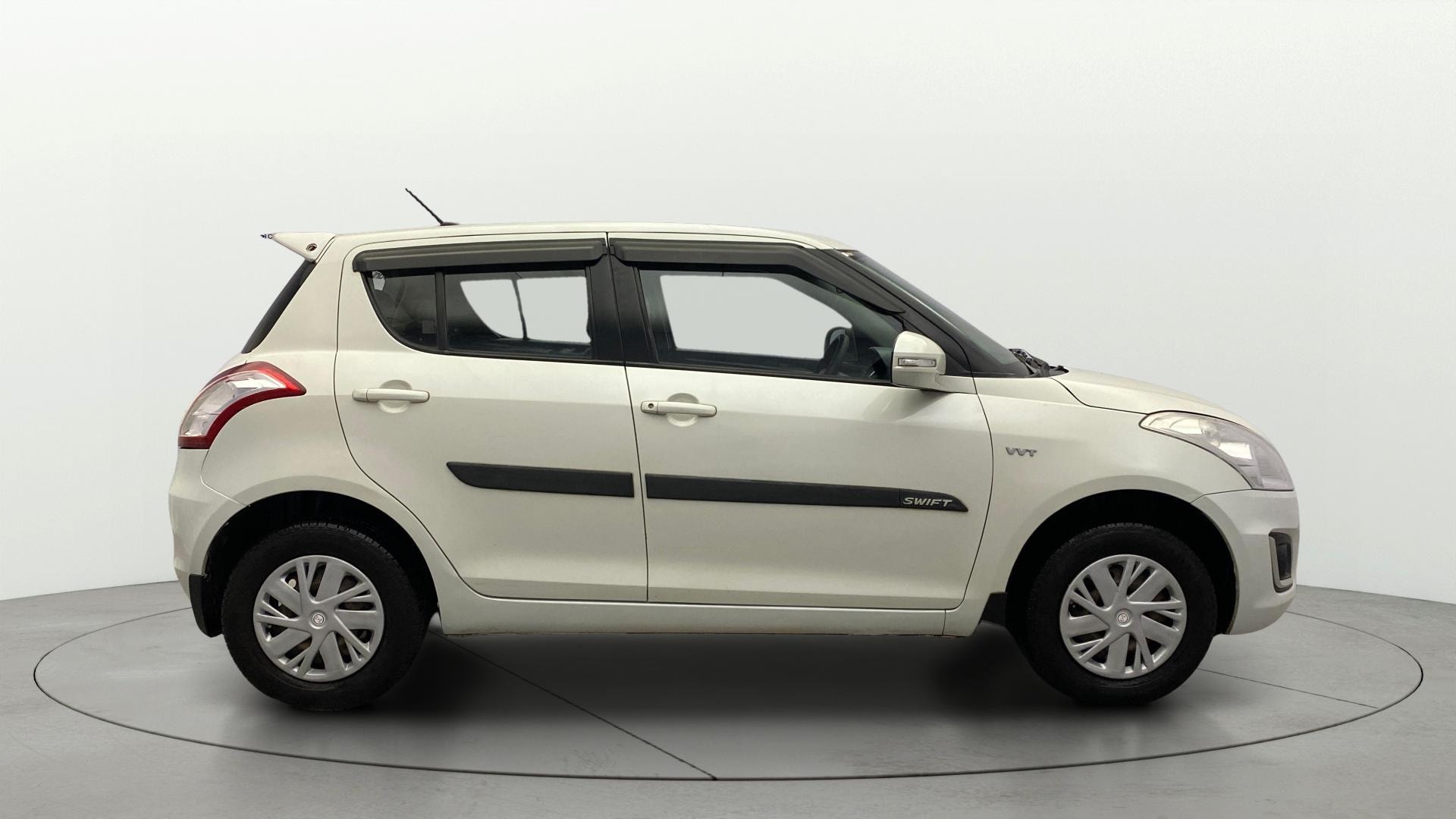 View 2016 Maruti Suzuki 1000 Base Variant Image 8 Used 2016 Maruti Suzuki 1000 Base Variant Image 8