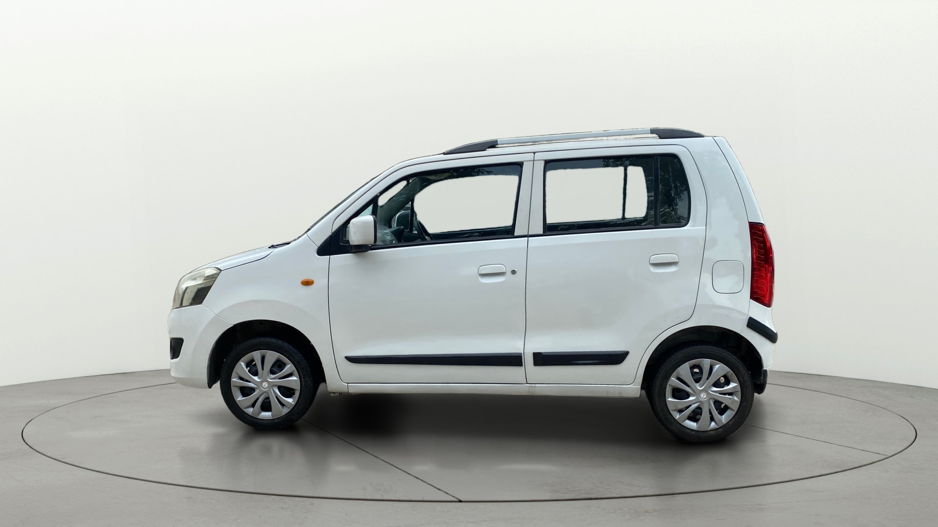 Used 2015 Maruti Suzuki 1000 Used 2015 Maruti Suzuki 1000