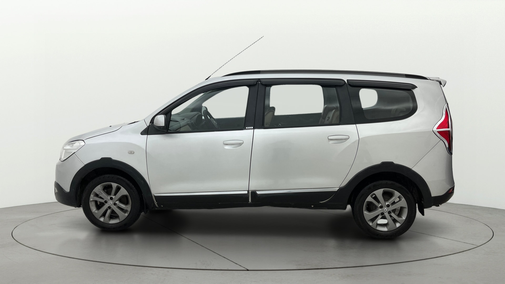 Used 2017 Renault Lodgy Used 2017 Renault Lodgy