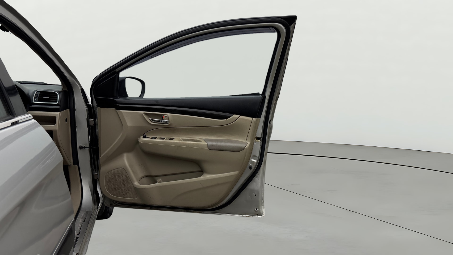 View 2015 Maruti Suzuki 1000 Base Variant Image 44 Used 2015 Maruti Suzuki 1000 Base Variant Image 44