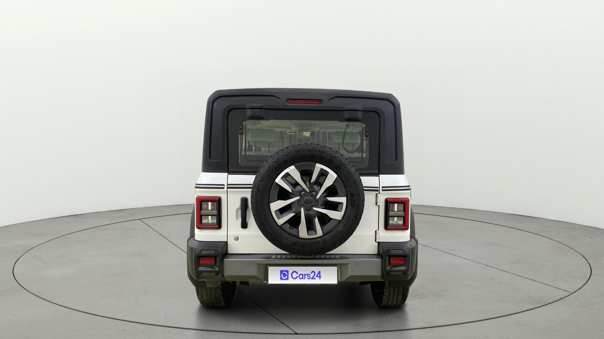 View 2025 Mahindra Thar Roxx AX7L Diesel 2WD AT Image 41 Used 2025 Mahindra Thar Roxx AX7L Diesel 2WD AT Image 41