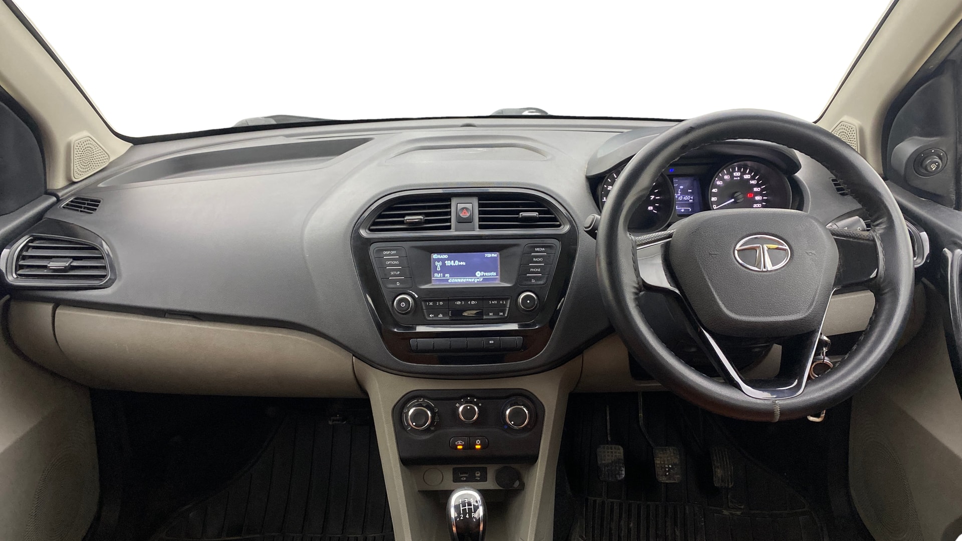 View 2018 Tata Tiago Revotorq XB Image 15 Used 2018 Tata Tiago Revotorq XB Image 15