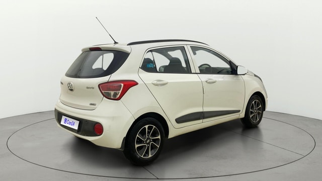 View Hyundai Grand i10 Image 42 Used Hyundai Grand i10 Image 42