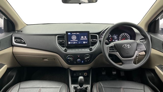 View Hyundai Verna Image 15 Used Hyundai Verna Image 15