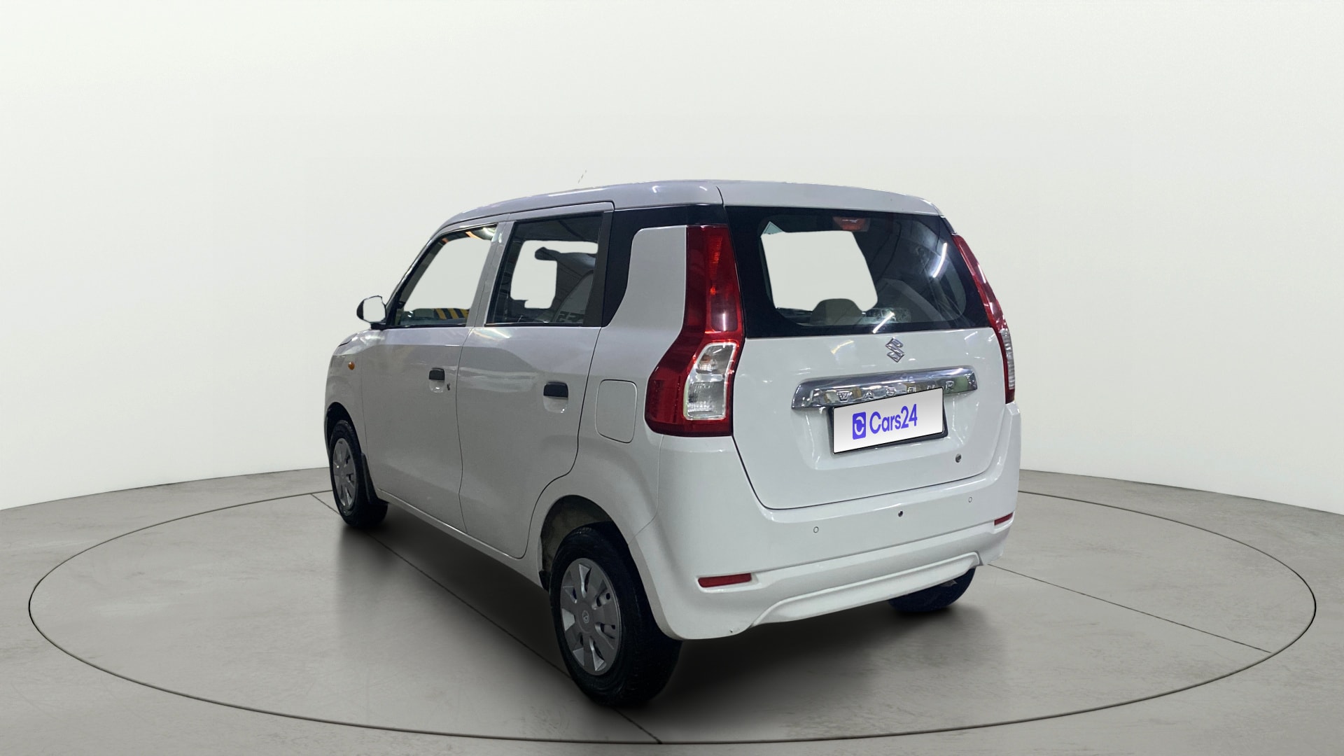 View 2023 Maruti Suzuki 1000 Base Variant Image 2 Used 2023 Maruti Suzuki 1000 Base Variant Image 2