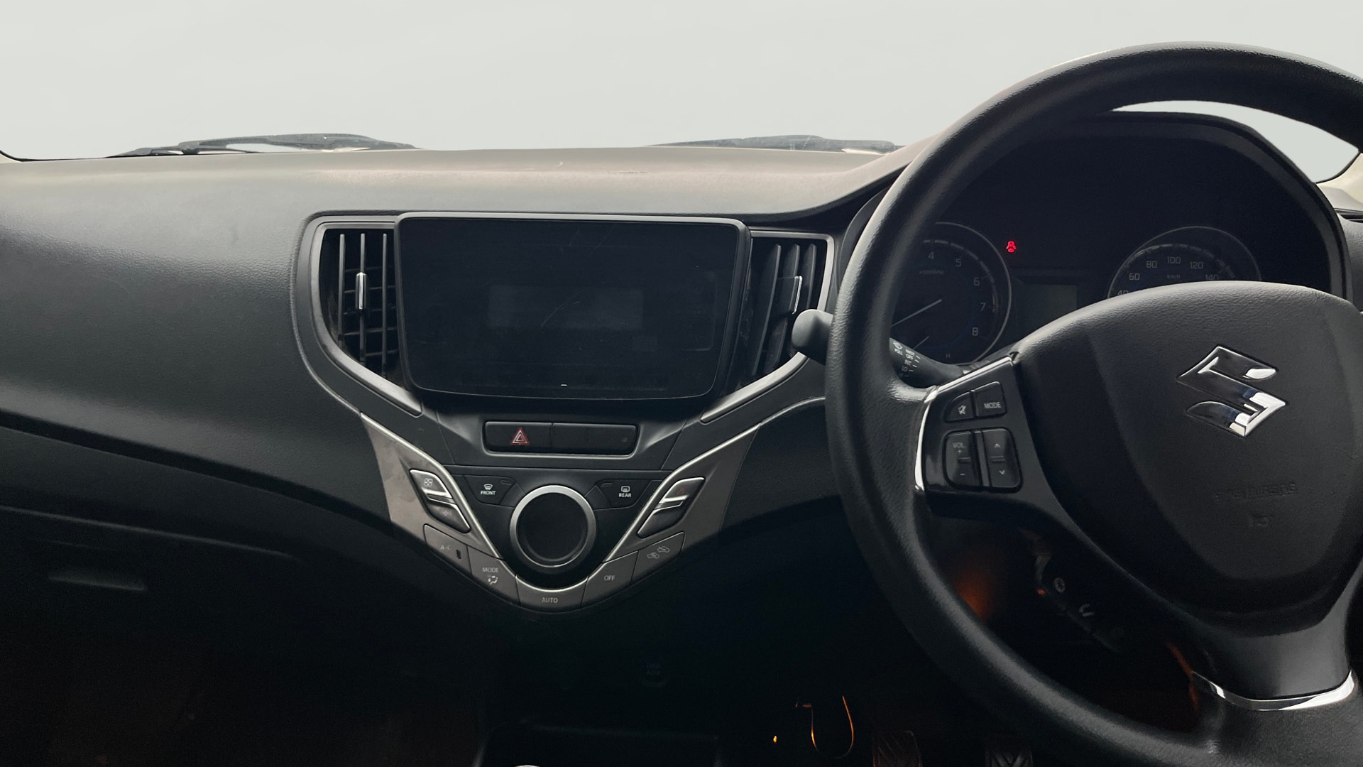 View 2019 Maruti Suzuki 1000 Base Variant Image 17 Used 2019 Maruti Suzuki 1000 Base Variant Image 17