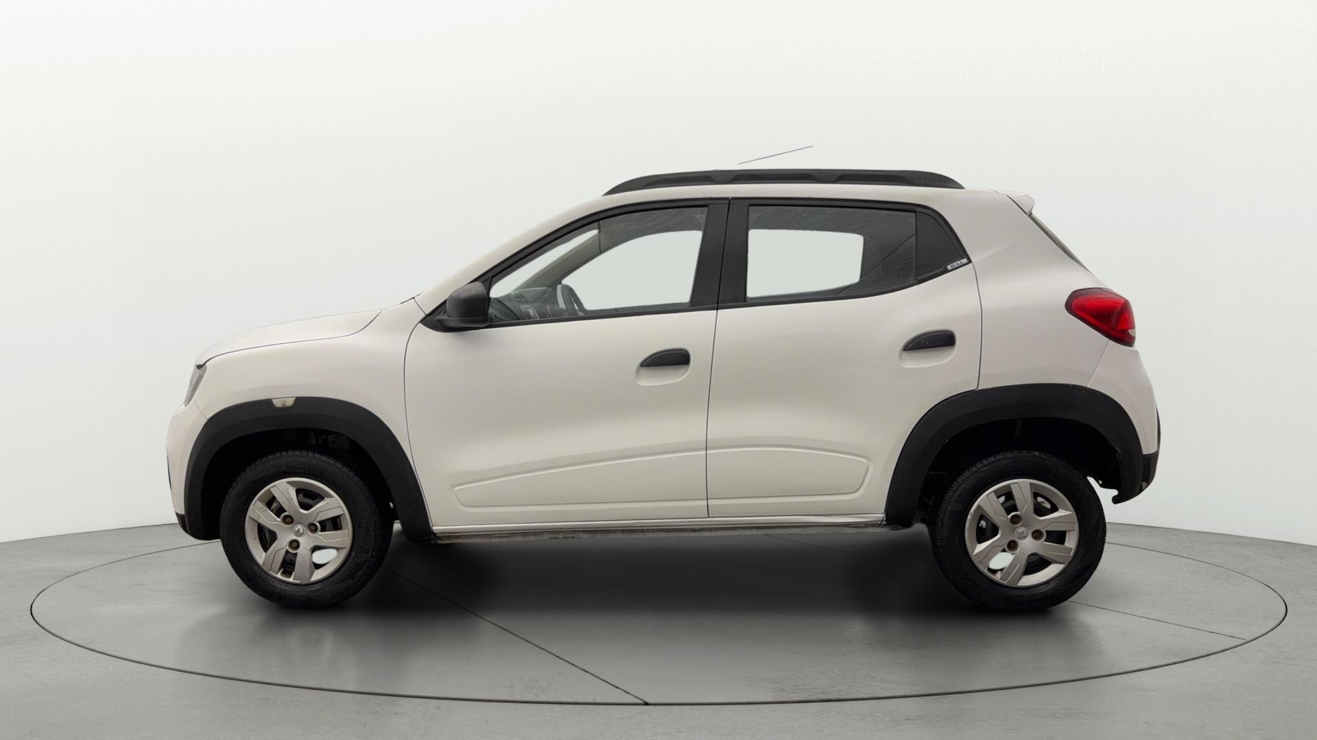 View 2017 Renault Kwid RXL Image 5 Used 2017 Renault Kwid RXL Image 5