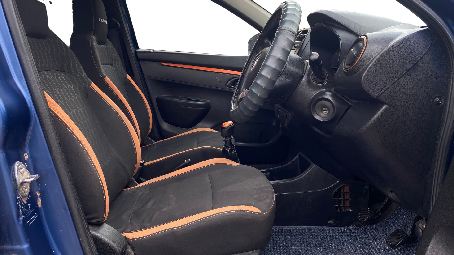 View 2017 Renault Kwid RXT 1.0 Driver Airbag Option Image 25 Used 2017 Renault Kwid RXT 1.0 Driver Airbag Option Image 25