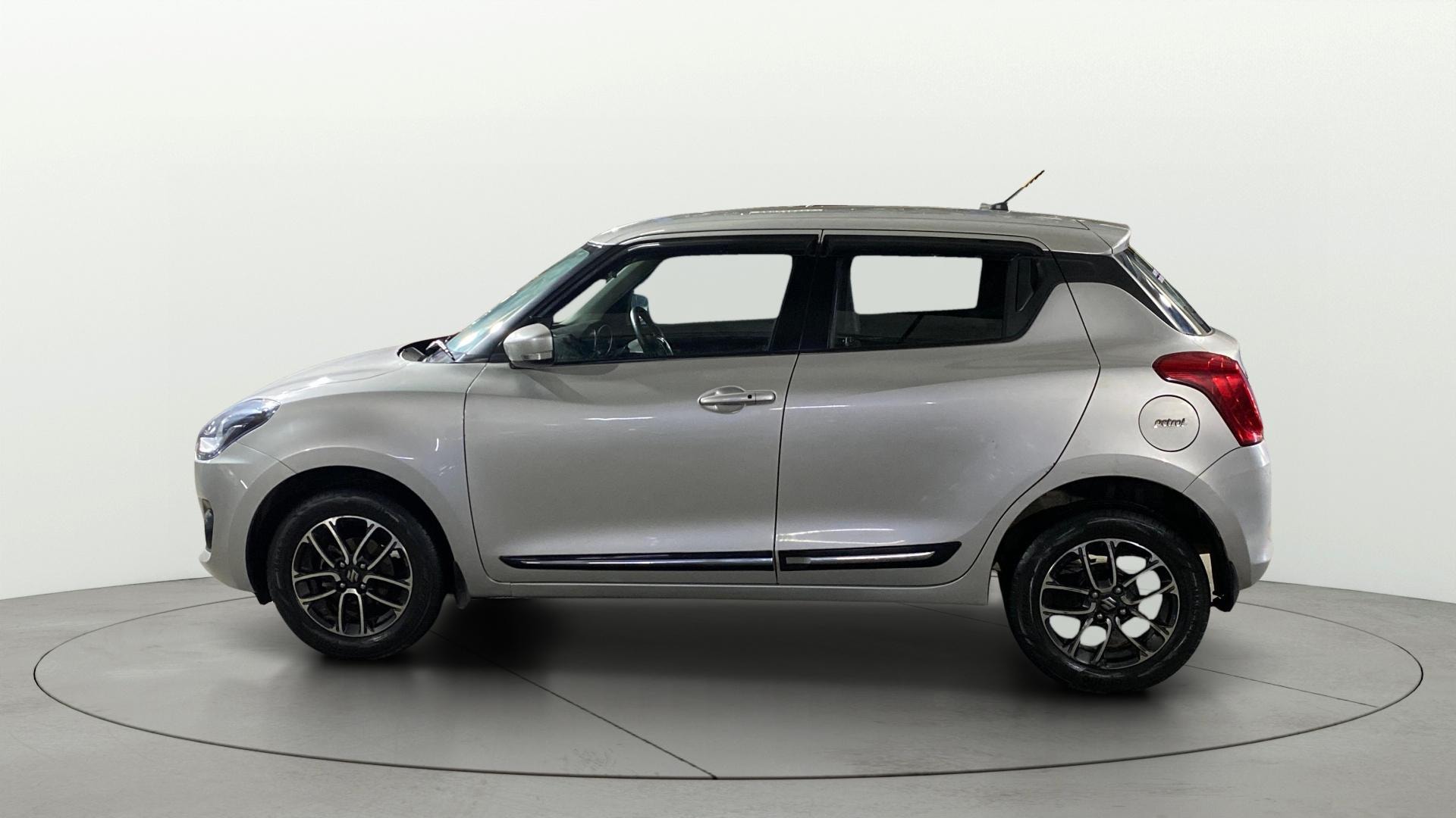 View 2018 Maruti Suzuki 1000 Base Variant Image 5 Used 2018 Maruti Suzuki 1000 Base Variant Image 5