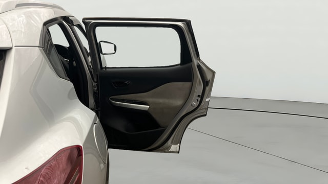 View Nissan Magnite Image 5 Used Nissan Magnite Image 5