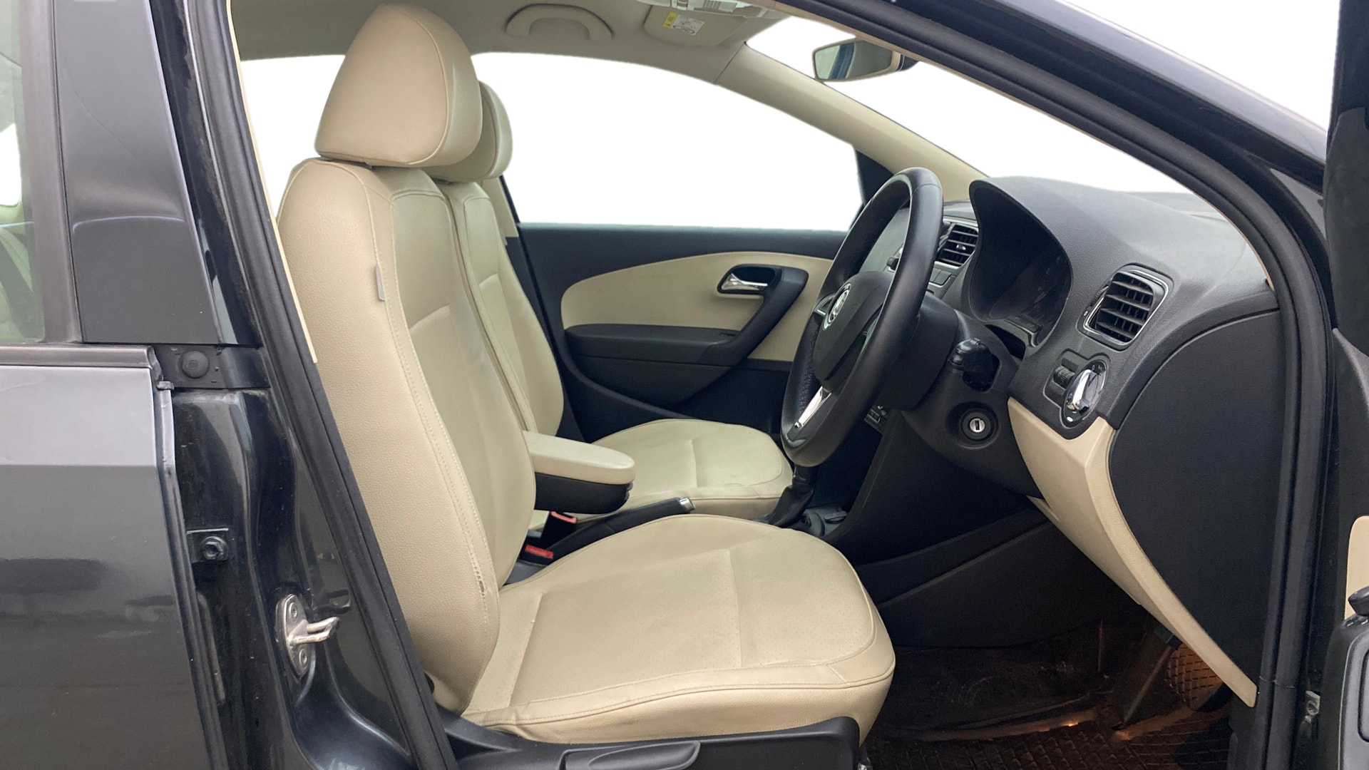 View 2021 Skoda Rapid 1.5 TDI CR Active BS IV Image 26 Used 2021 Skoda Rapid 1.5 TDI CR Active BS IV Image 26