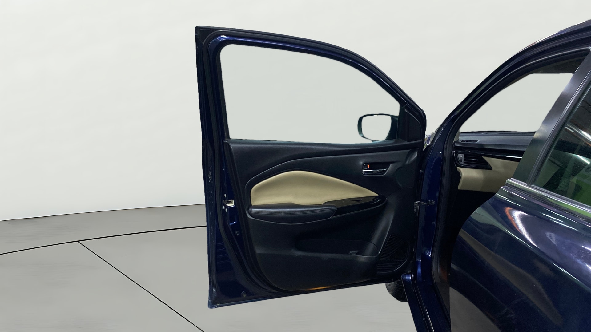View 2022 Toyota Glanza V MT Image 38 Used 2022 Toyota Glanza V MT Image 38