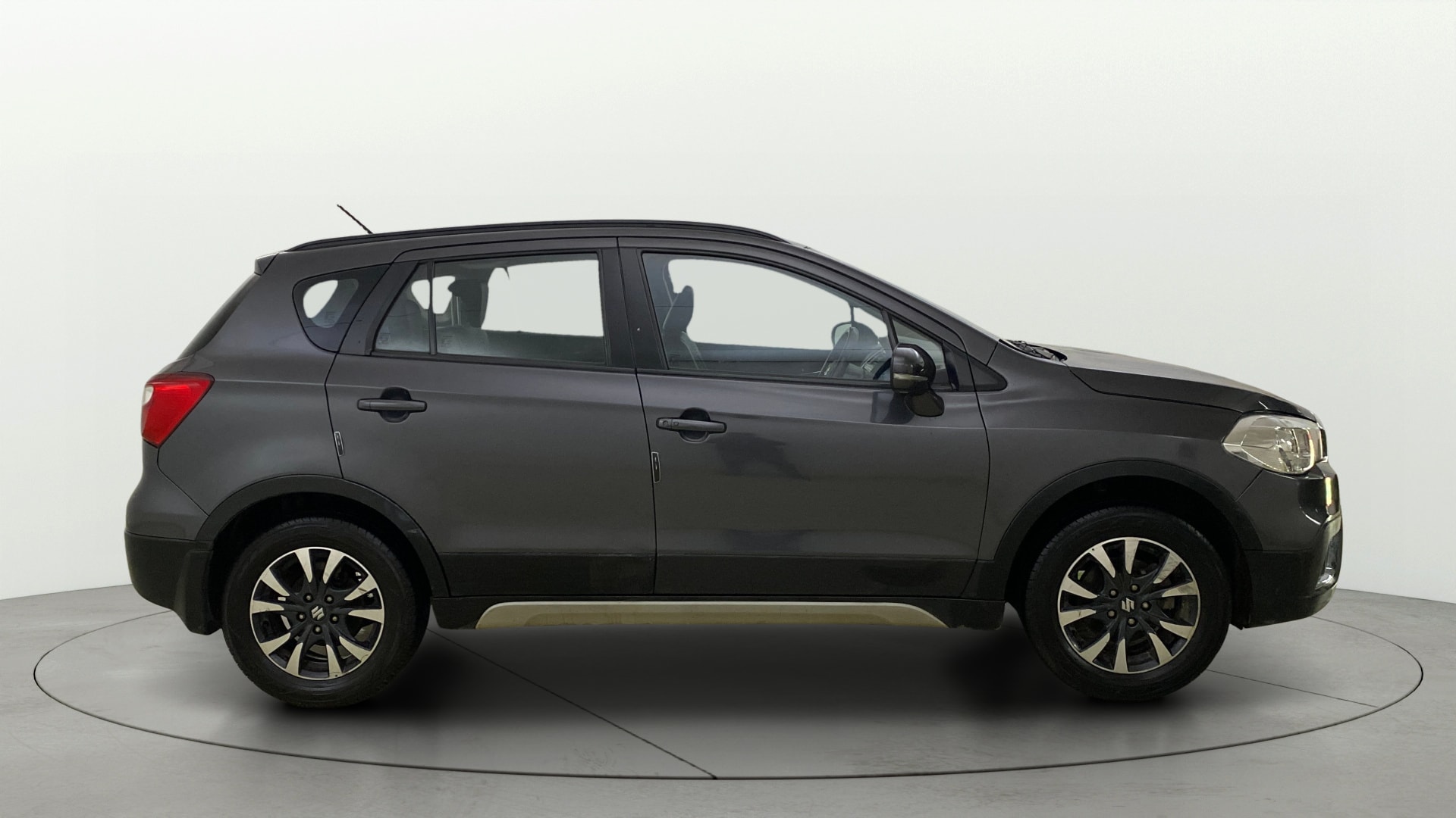 View 2020 Maruti Suzuki 1000 Base Variant Image 9 Used 2020 Maruti Suzuki 1000 Base Variant Image 9