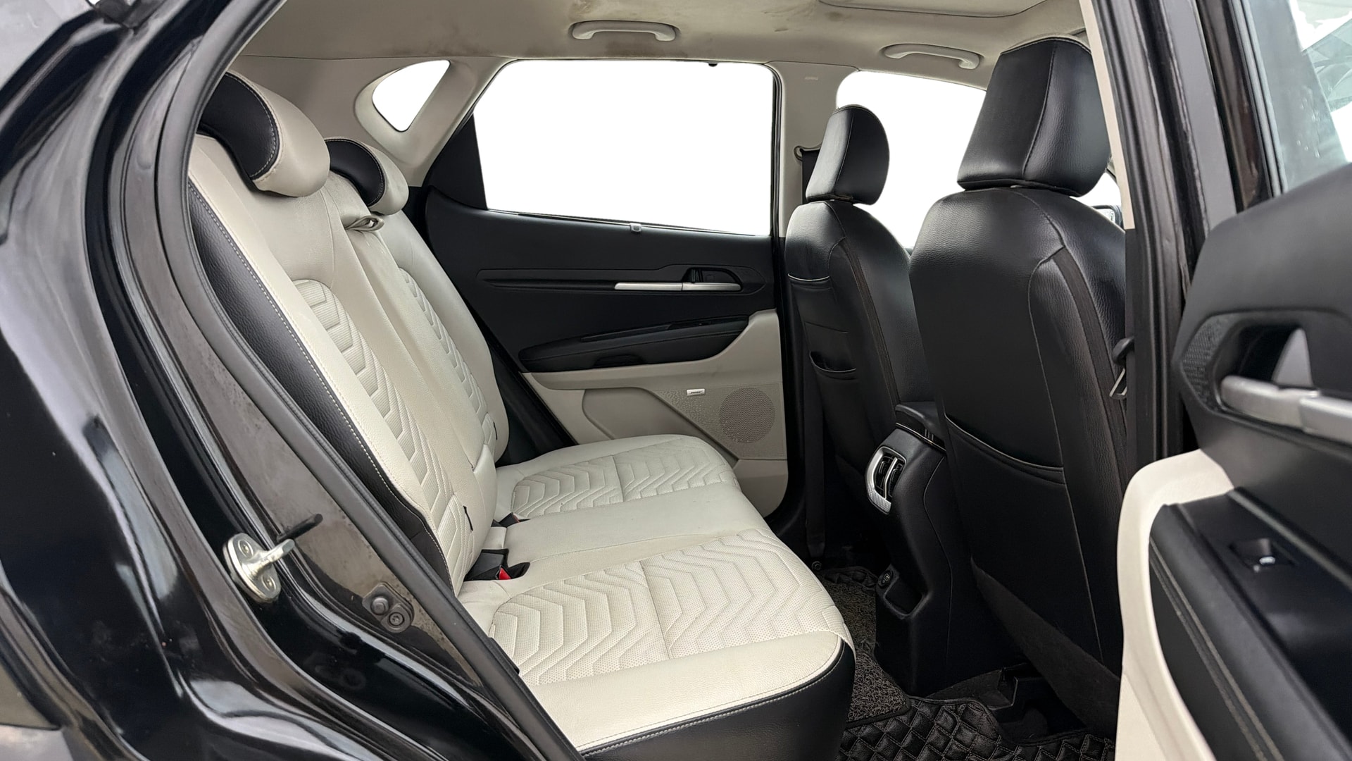 Used 2022 Kia Sonet Used 2022 Kia Sonet