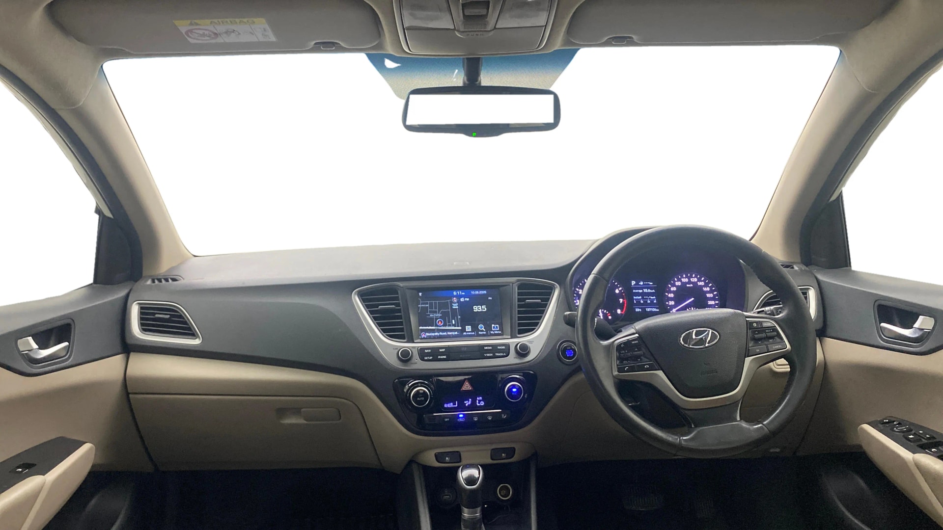 View 2019 Hyundai Verna 1.6 VTVT SX (O) AT Image 16 Used 2019 Hyundai Verna 1.6 VTVT SX (O) AT Image 16