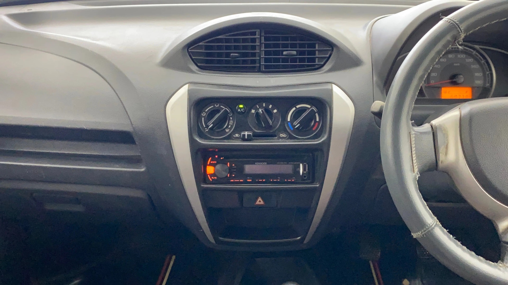 View 2018 Maruti Suzuki Alto 800 LX Image 17 Used 2018 Maruti Suzuki Alto 800 LX Image 17