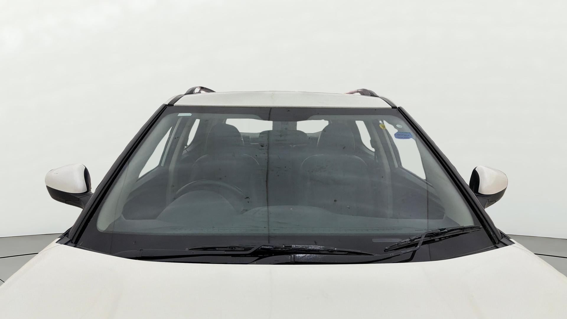 View 2021 Mahindra XUV300 W4 Petrol BS IV Image 35 Used 2021 Mahindra XUV300 W4 Petrol BS IV Image 35