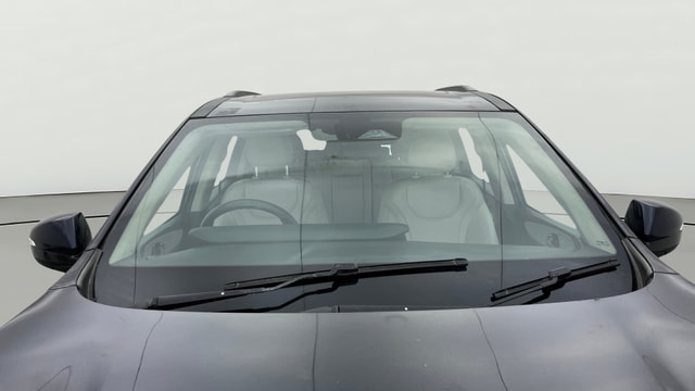 View Mahindra XUV700 Image 38 Used Mahindra XUV700 Image 38