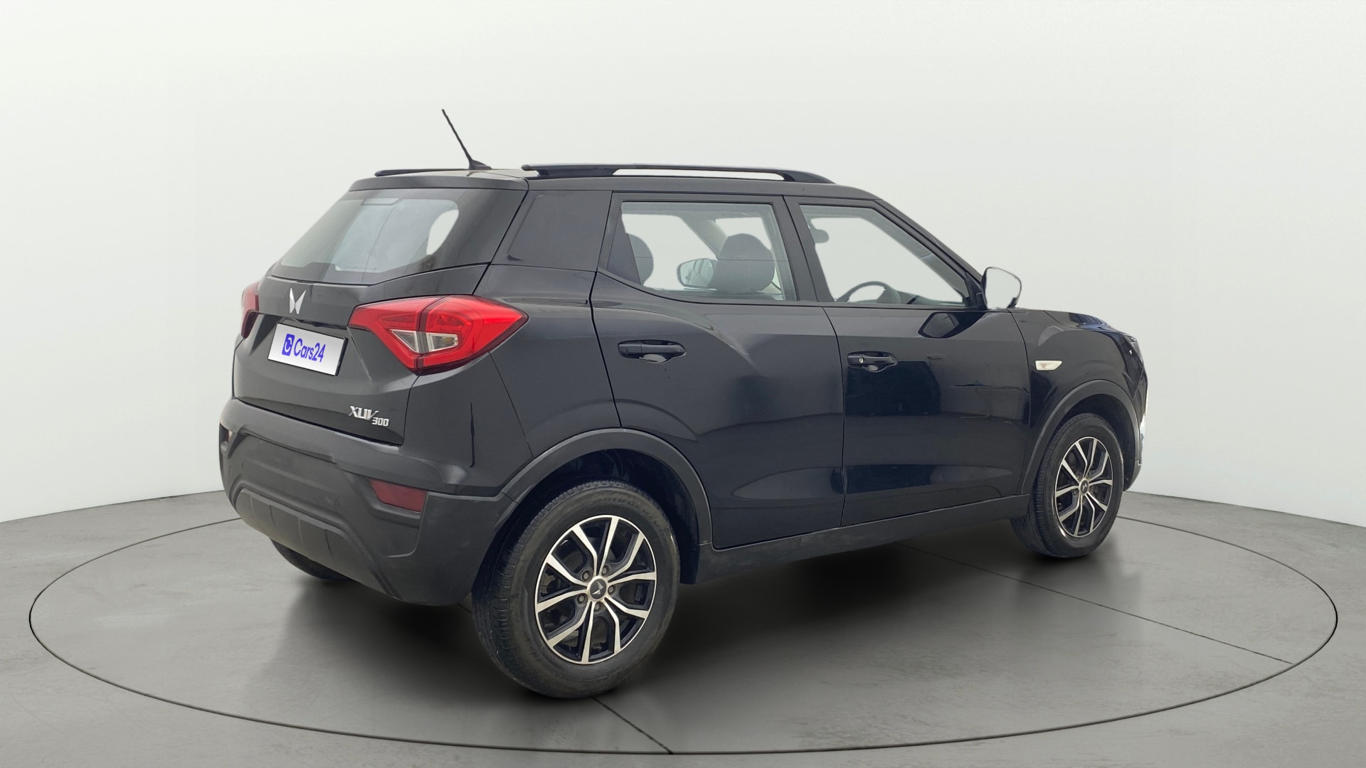 Used 2023 Mahindra XUV300 Used 2023 Mahindra XUV300