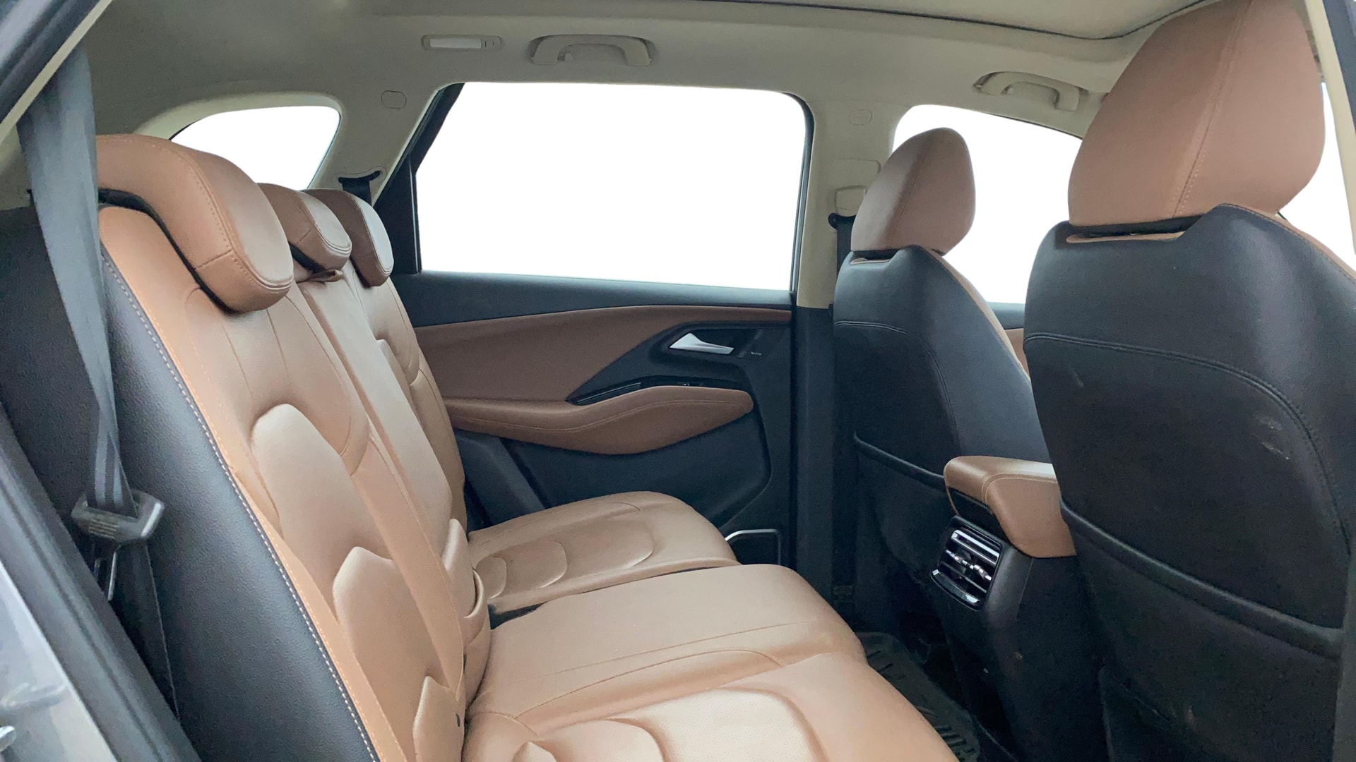 View 2023 MG Hector Plus Sharp Pro 7 Seater Diesel Image 38 Used 2023 MG Hector Plus Sharp Pro 7 Seater Diesel Image 38