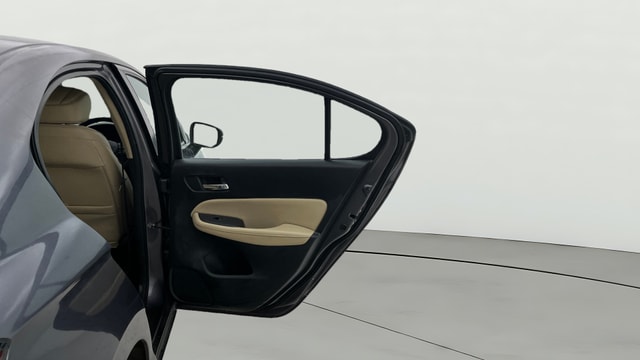 View Honda City ZX Image 6 Used Honda City ZX Image 6