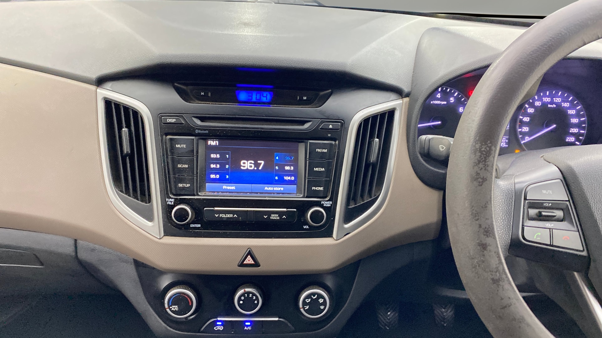 View 2017 Hyundai Creta 1.6 E Plus Petrol Image 18 Used 2017 Hyundai Creta 1.6 E Plus Petrol Image 18