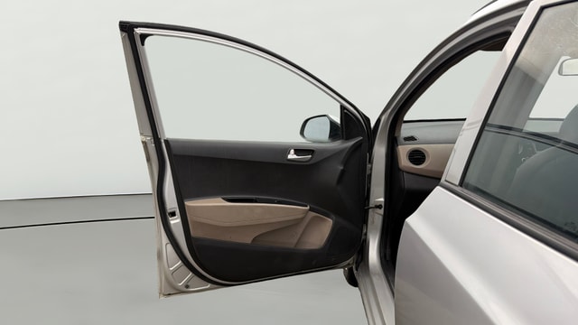 View Hyundai Grand i10 Image 30 Used Hyundai Grand i10 Image 30