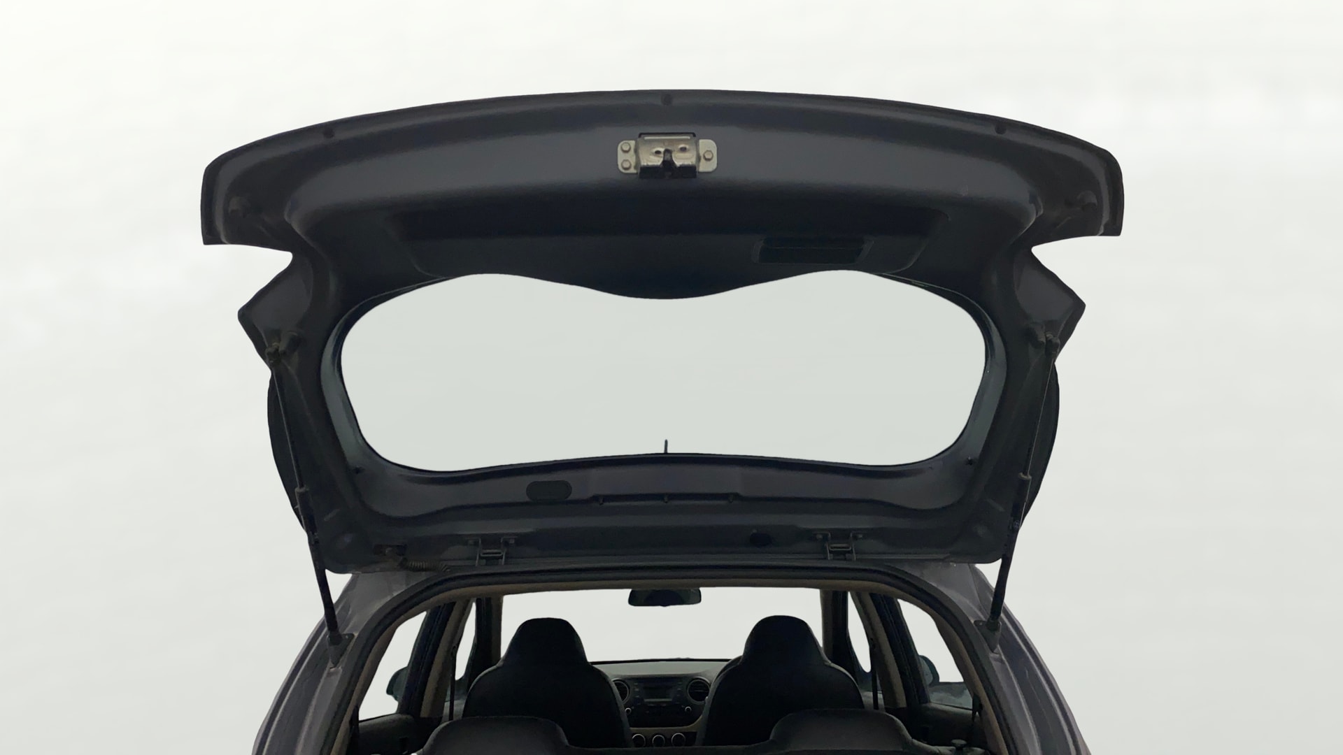 View 2019 Hyundai Grand i10 Magna 1.2 Kappa VTVT Image 16 Used 2019 Hyundai Grand i10 Magna 1.2 Kappa VTVT Image 16