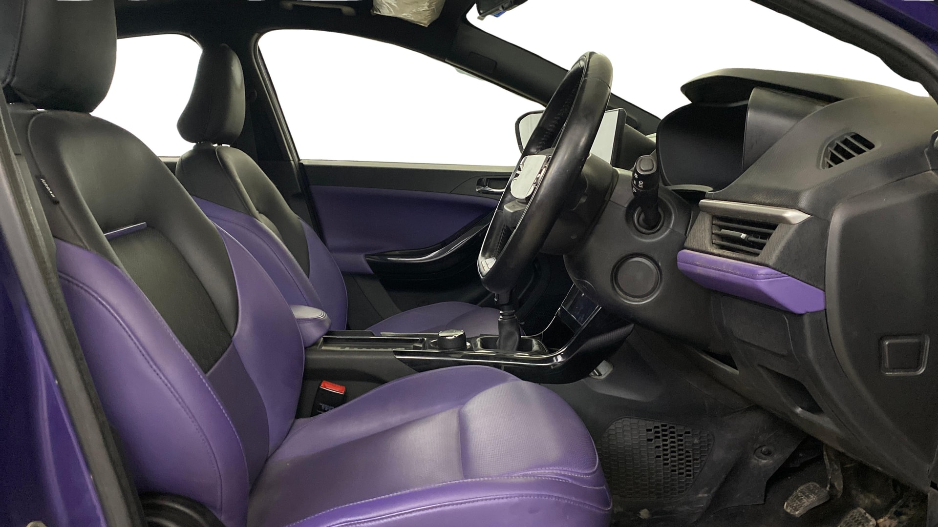 View 2023 Tata Nexon Revotron XE Image 28 Used 2023 Tata Nexon Revotron XE Image 28