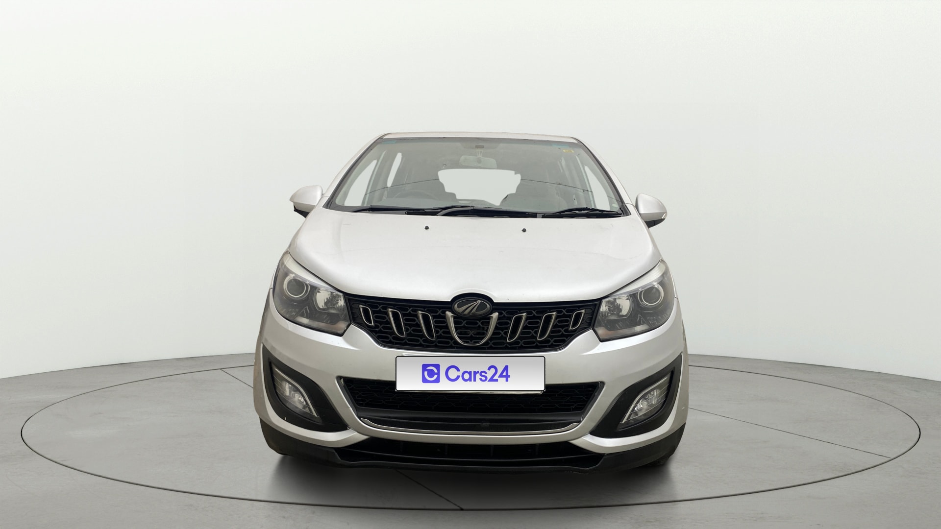 Used 2018 Mahindra Marazzo Used 2018 Mahindra Marazzo