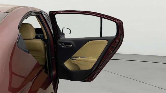 View Honda City ZX Image 8 Used Honda City ZX Image 8