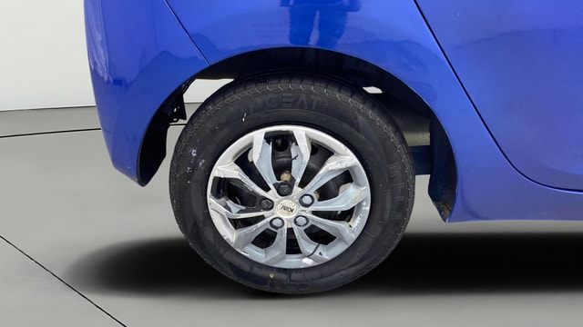 View Hyundai EON Image 23 Used Hyundai EON Image 23
