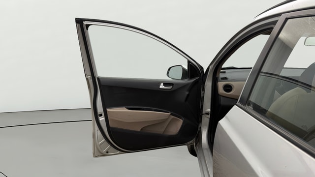 View Hyundai Grand i10 Image 35 Used Hyundai Grand i10 Image 35