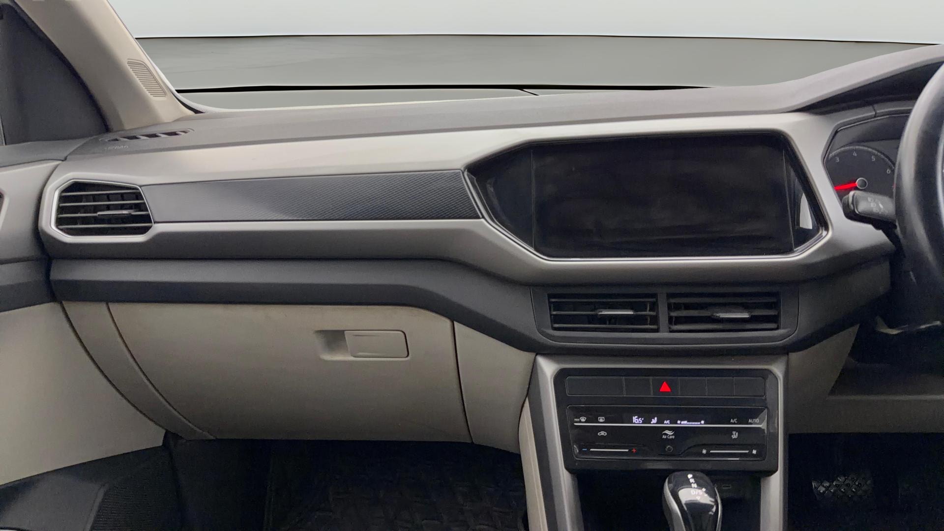 View 2022 Volkswagen Taigun 1.0 TSI Highline AT Image 18 Used 2022 Volkswagen Taigun 1.0 TSI Highline AT Image 18