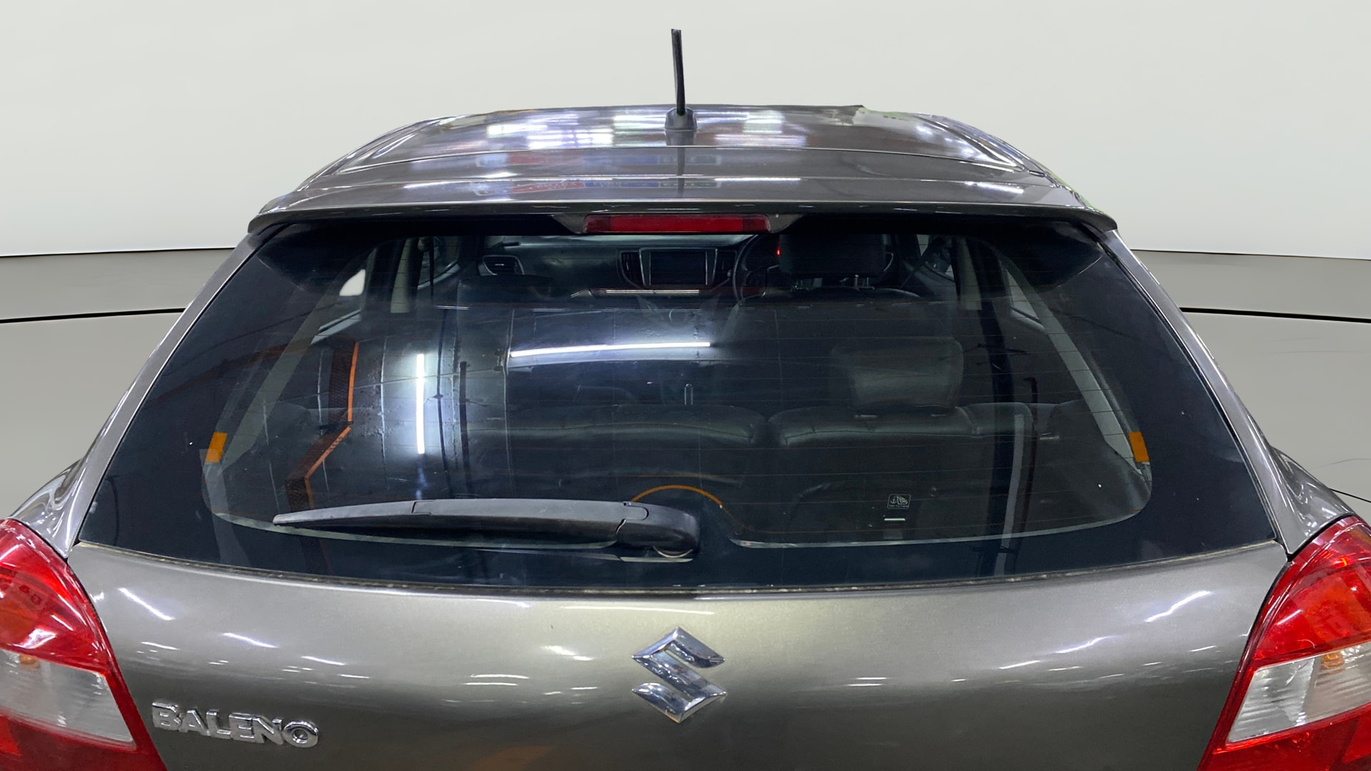 View 2019 Maruti Suzuki 1000 Base Variant Image 4 Used 2019 Maruti Suzuki 1000 Base Variant Image 4