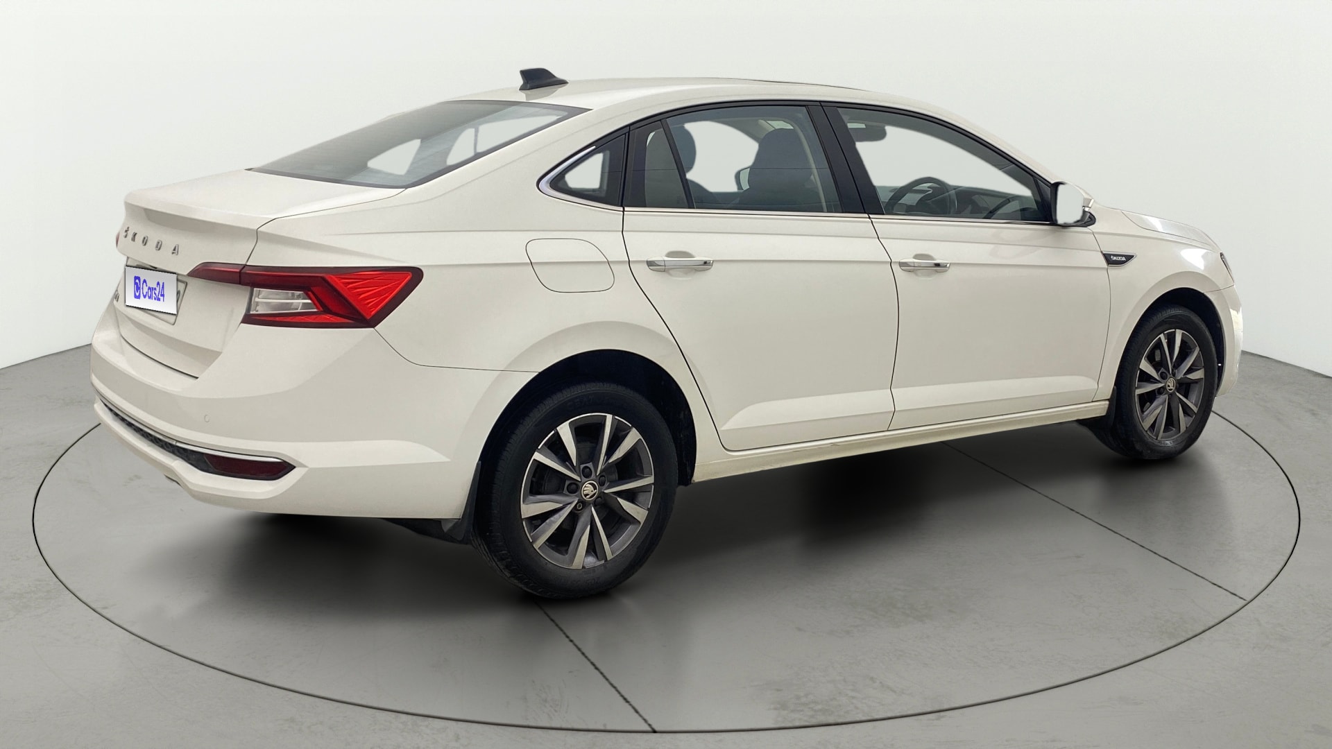 View 2022 Skoda Slavia Style 1.0 TSI AT Image 44 Used 2022 Skoda Slavia Style 1.0 TSI AT Image 44