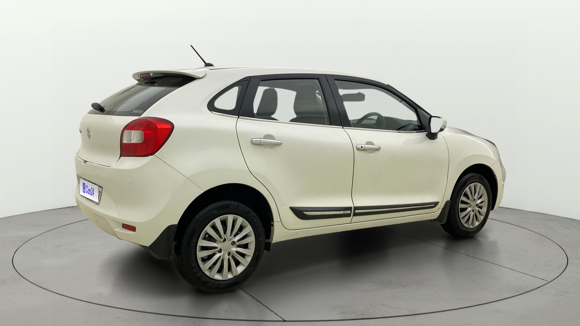 View 2022 Maruti Suzuki 1000 Base Variant Image 42 Used 2022 Maruti Suzuki 1000 Base Variant Image 42