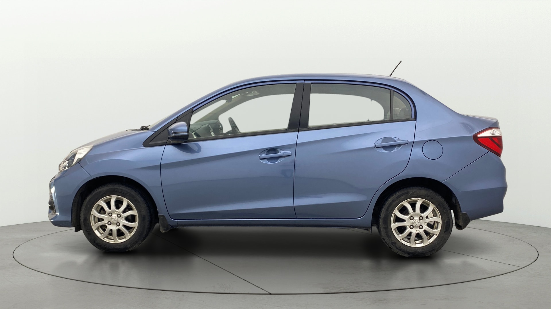 View 2016 Honda Amaze E MT Petrol BS IV Image 5 Used 2016 Honda Amaze E MT Petrol BS IV Image 5