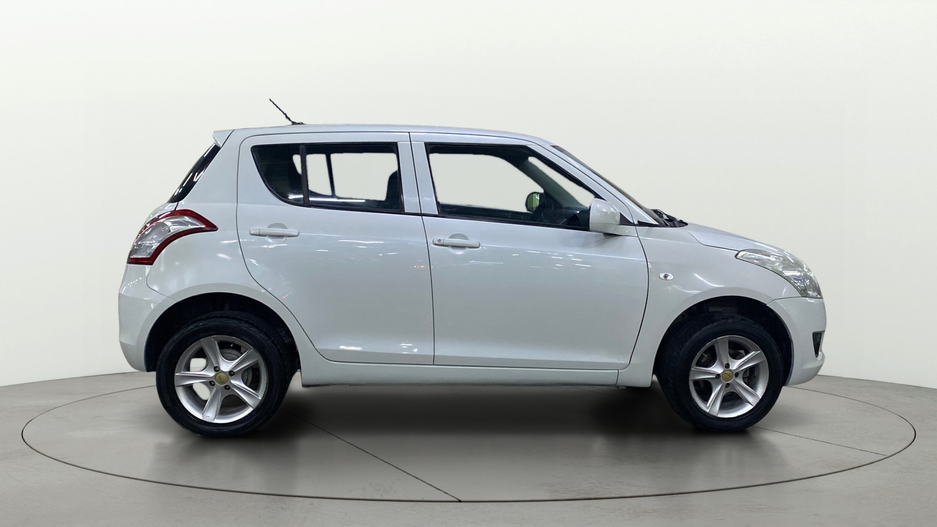 View 2012 Maruti Suzuki 1000 Base Variant Image 25 Used 2012 Maruti Suzuki 1000 Base Variant Image 25