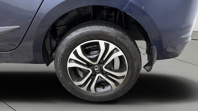 View Tata Tigor Image 11 Used Tata Tigor Image 11