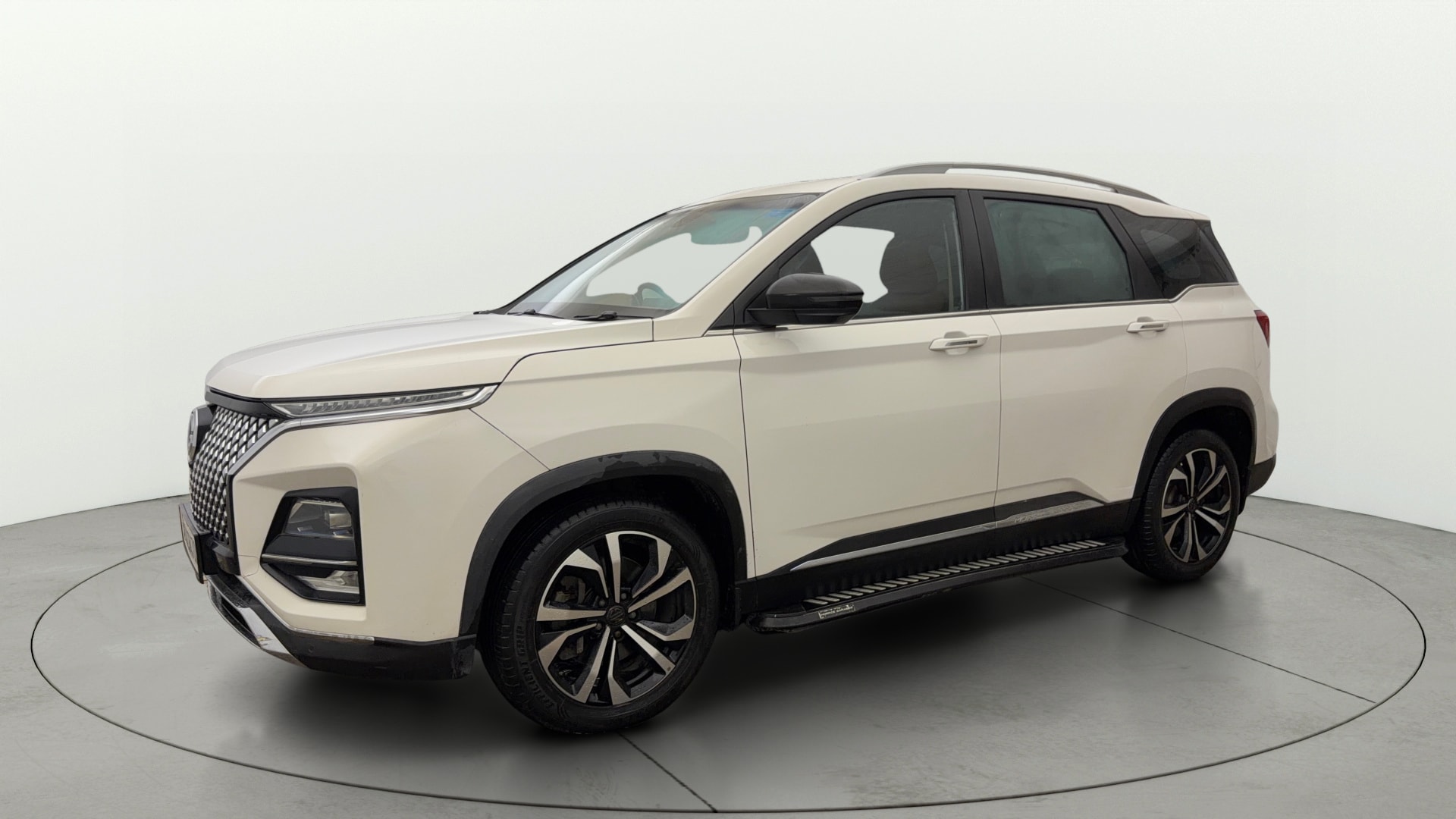 View 2023 MG Hector Plus Sharp Pro 7 Seater CVT Petrol Image 23 Used 2023 MG Hector Plus Sharp Pro 7 Seater CVT Petrol Image 23