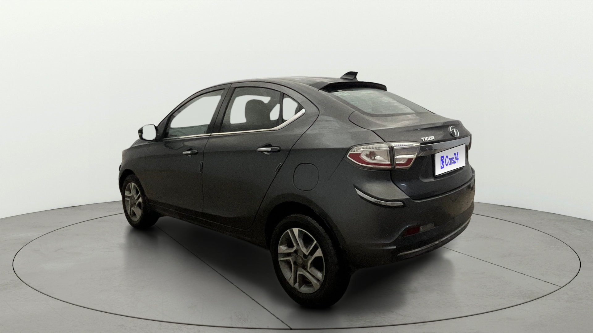 View 2022 Tata Tigor XE Diesel Image 2 Used 2022 Tata Tigor XE Diesel Image 2