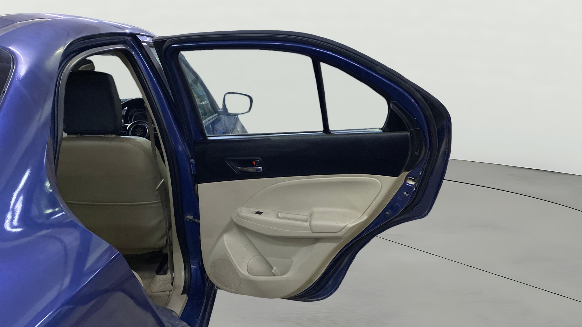 View 2017 Maruti Suzuki 1000 Base Variant Image 6 Used 2017 Maruti Suzuki 1000 Base Variant Image 6