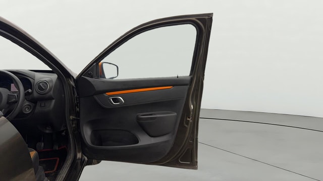 View Renault Kwid Image 44 Used Renault Kwid Image 44